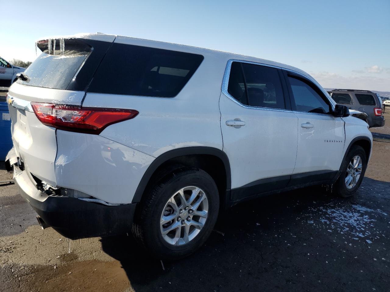 2020 CHEVROLET TRAVERSE L - Фото 3