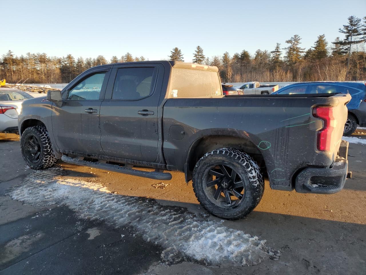 2021 CHEVROLET SILVERADO - Фото 2