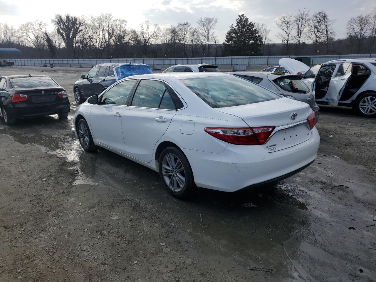 2016 TOYOTA CAMRY LE - Image 2