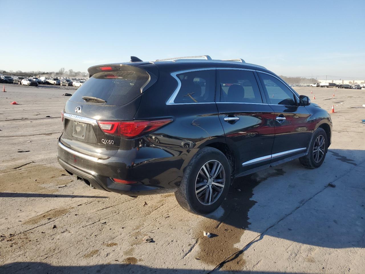2019 INFINITI QX60 LUXE - Фото 3