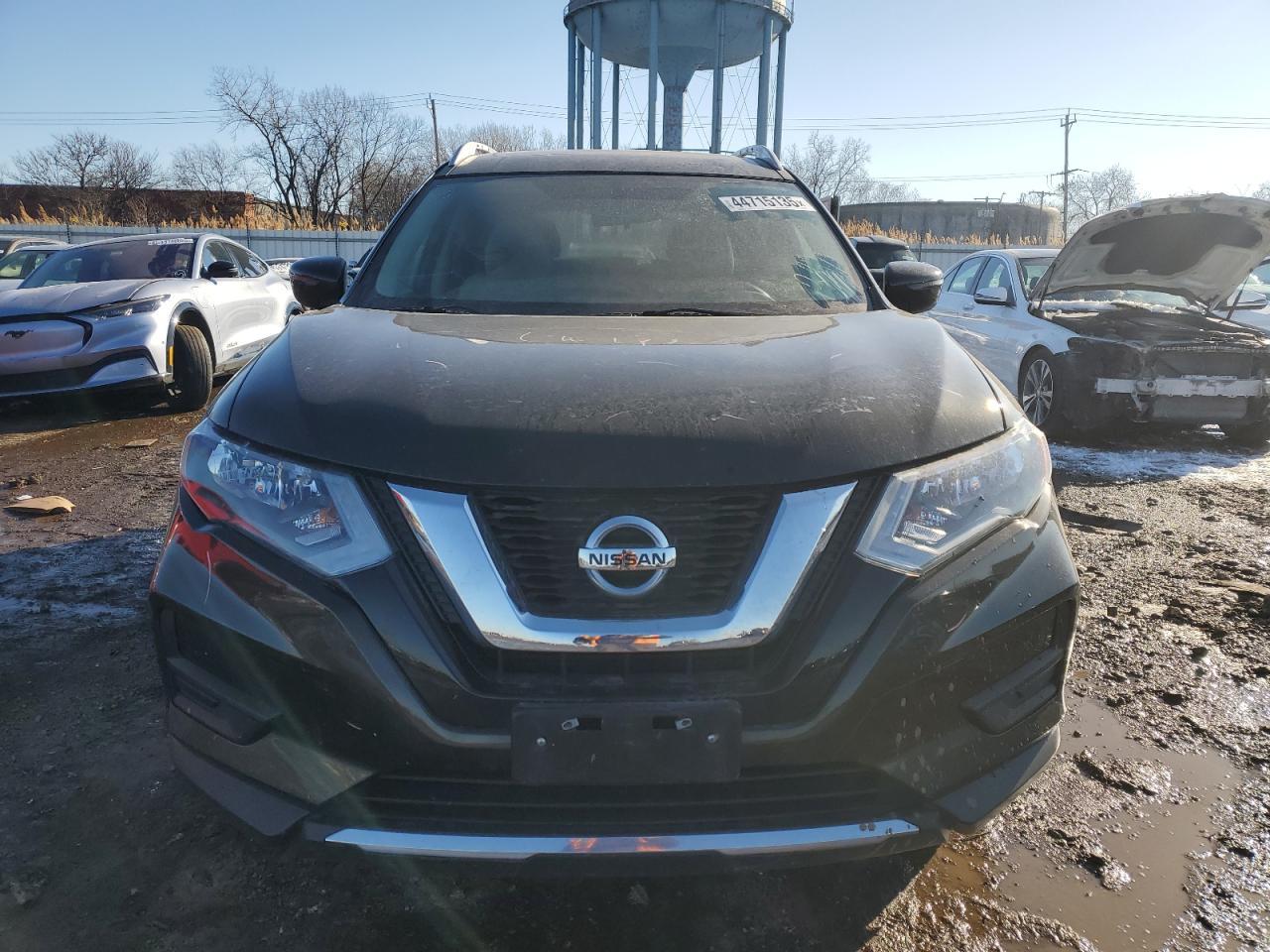 2017 NISSAN ROGUE SV - Image 5