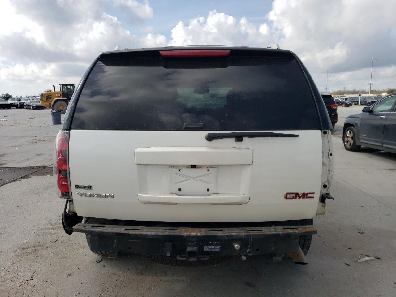 2012 GMC YUKON DENA - Image 6