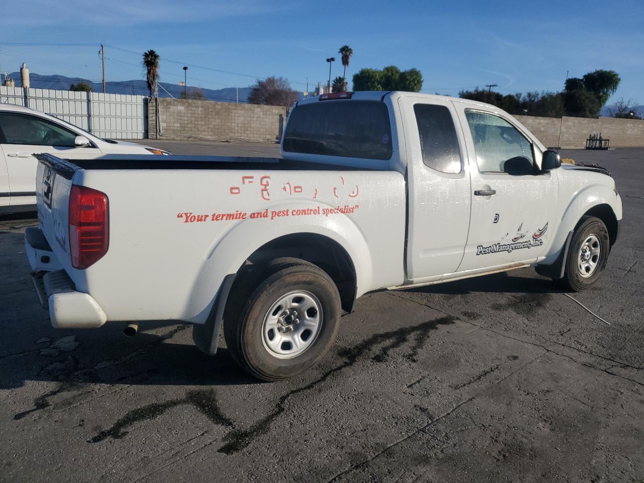 2019 NISSAN FRONTIER S - Фото 3
