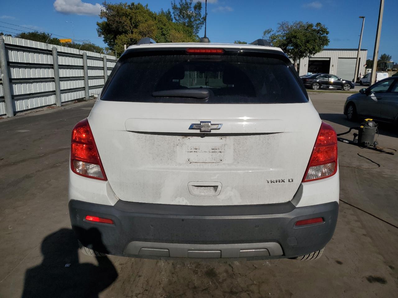 2015 CHEVROLET TRAX 1LT - Фото 6