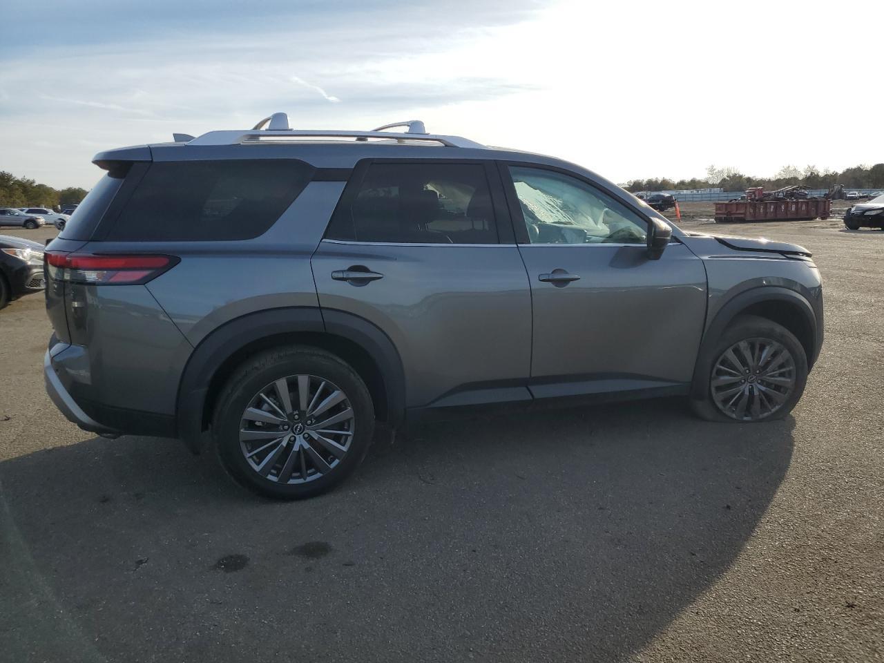 2024 NISSAN PATHFINDER - Фото 3