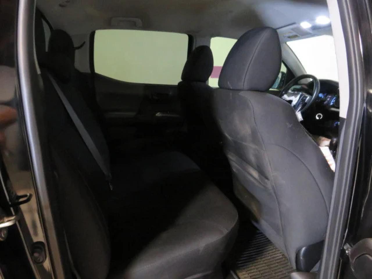2017 TOYOTA TACOMA DOU - Фото 6