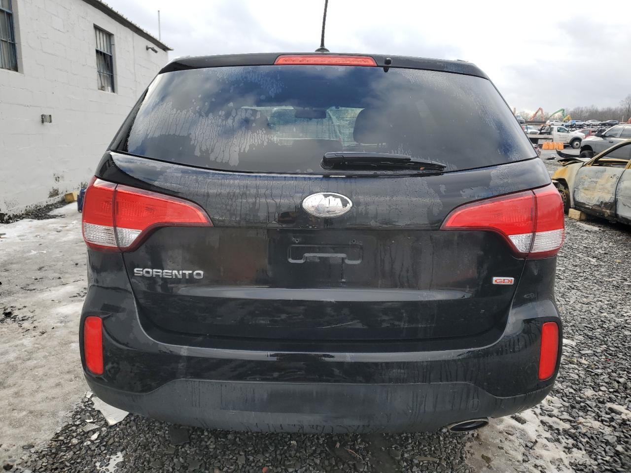 2015 KIA SORENTO LX - Фото 6