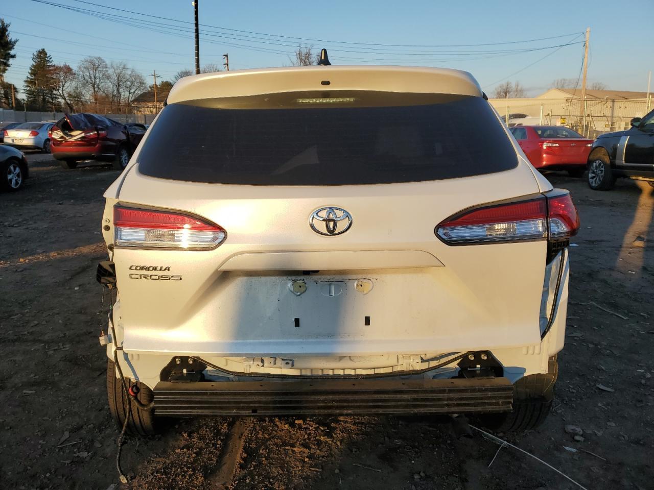 2024 TOYOTA COROLLA CR - Фото 6
