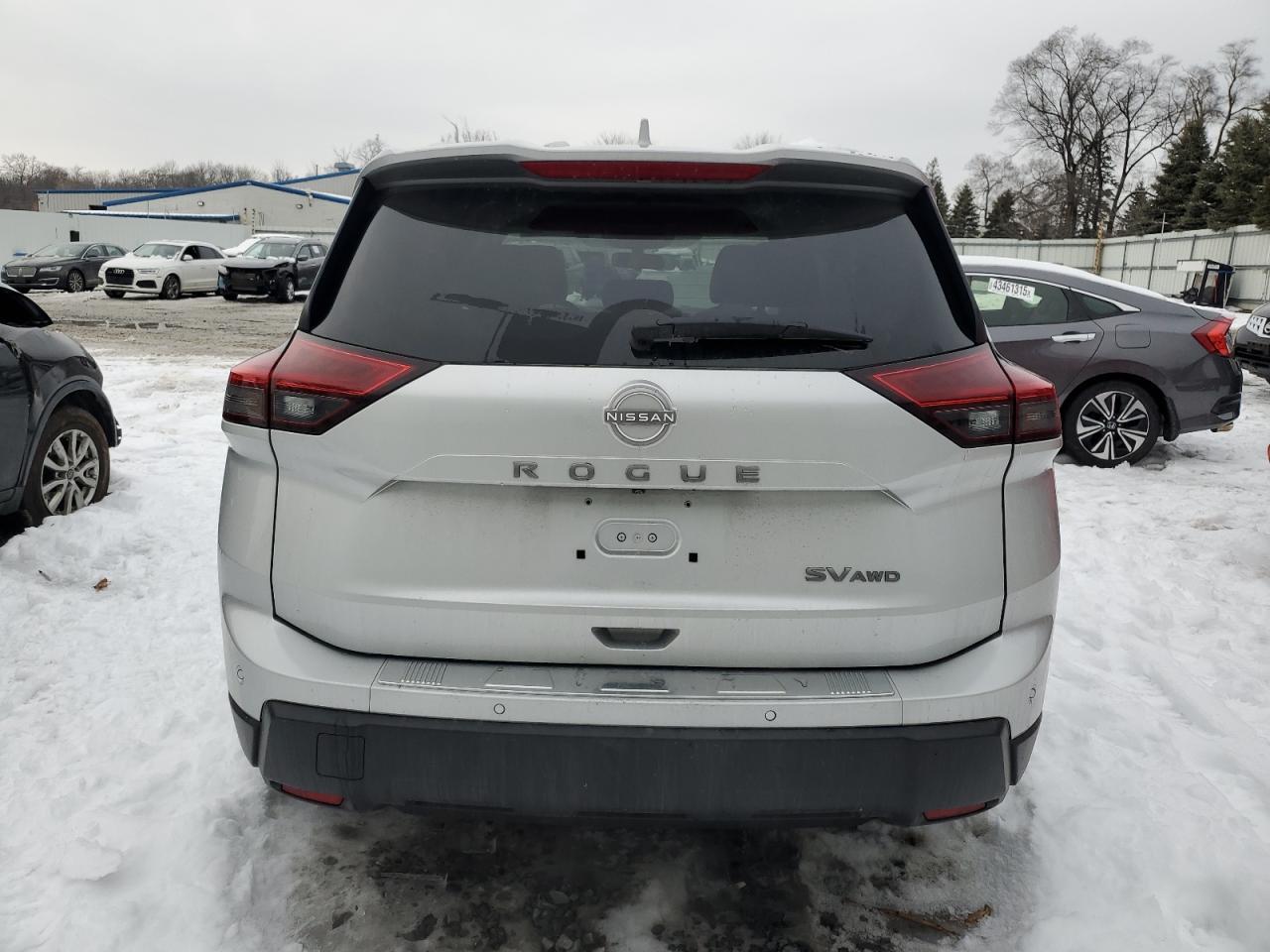 2024 NISSAN ROGUE SV - Фото 6