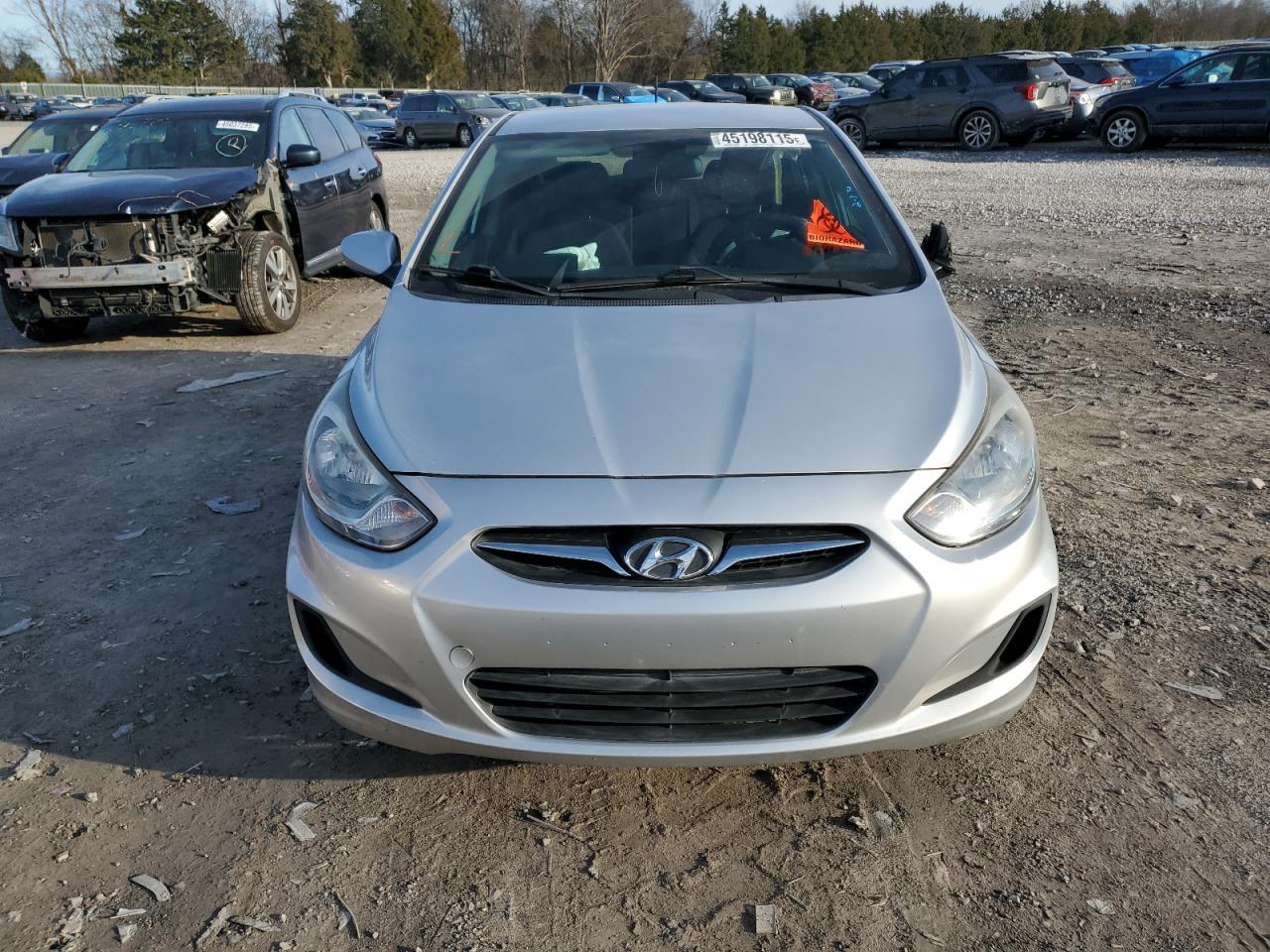 2012 HYUNDAI ACCENT GLS - Image 5