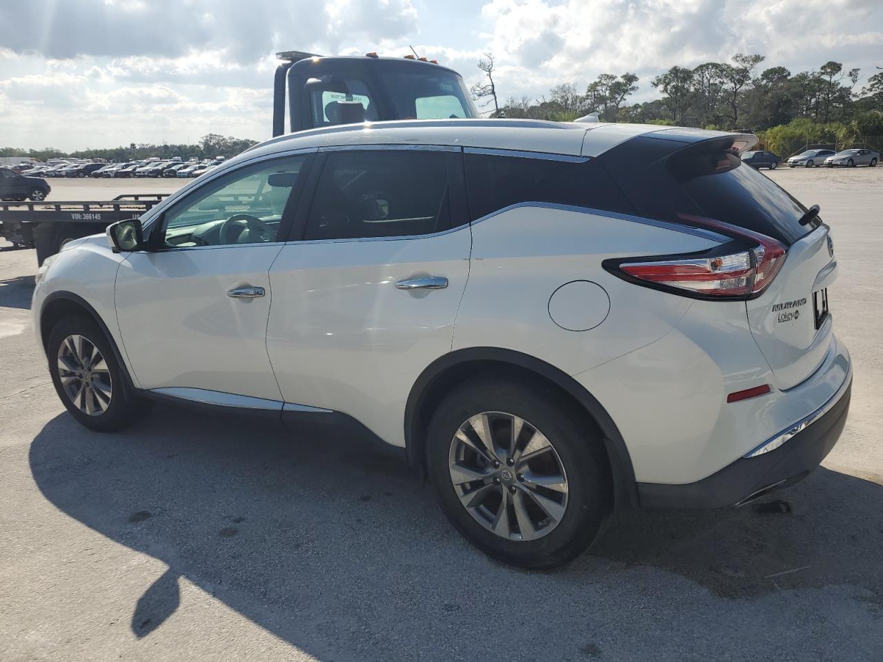 2015 NISSAN MURANO S - Image 2