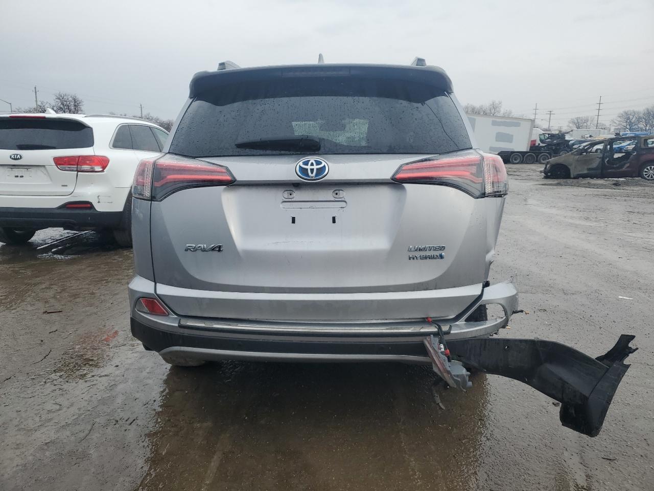 2017 TOYOTA RAV4 HV LI - Image 6