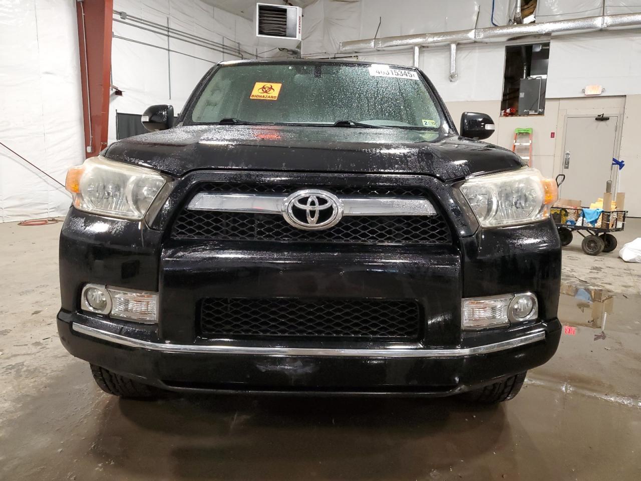 2011 TOYOTA 4RUNNER SR - Image 5