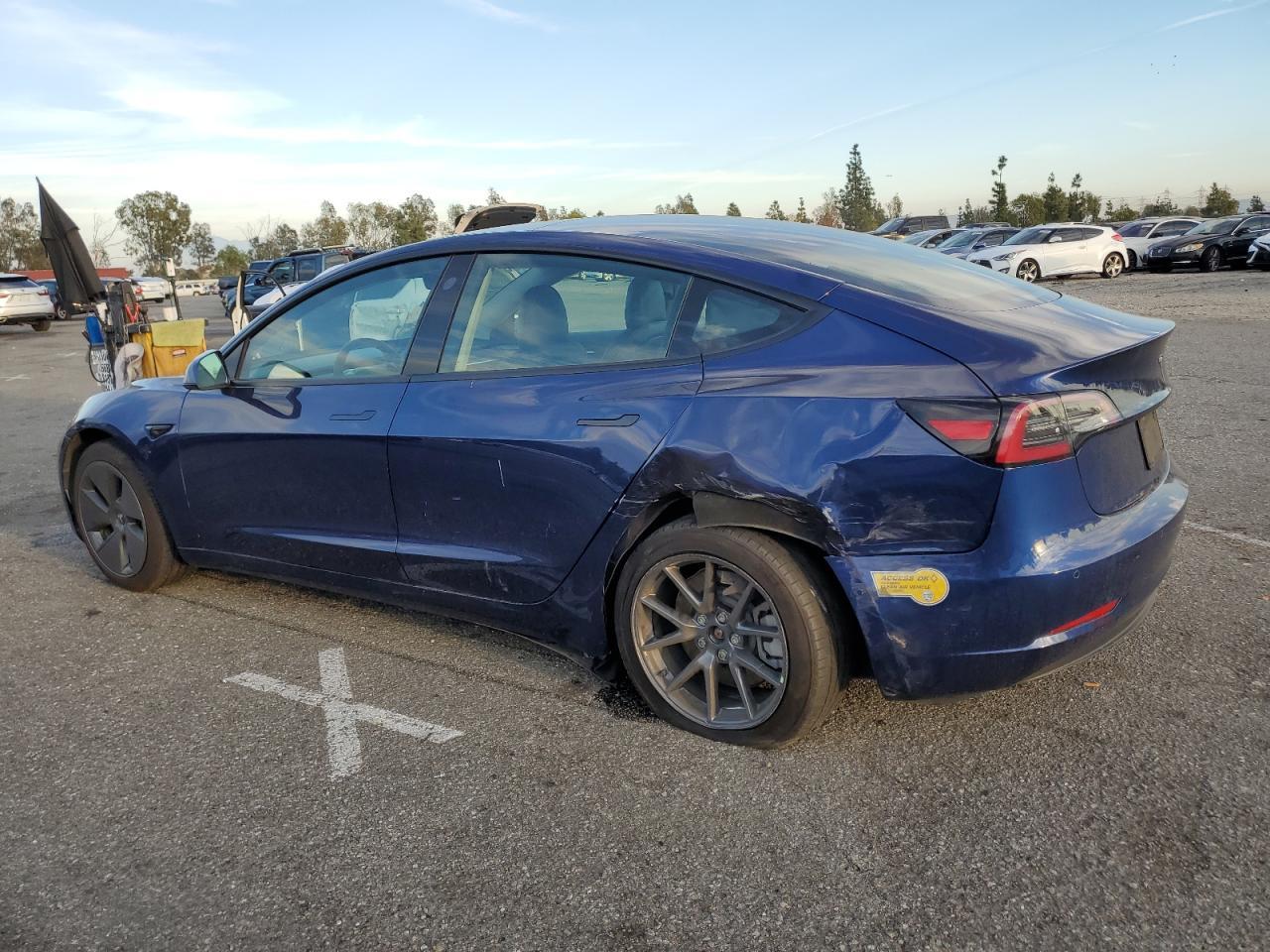 2022 TESLA MODEL 3 - Image 2