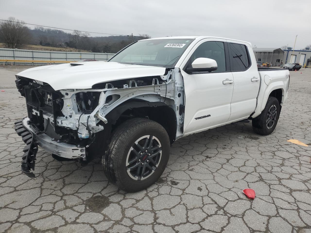 2024 TOYOTA TACOMA DOU