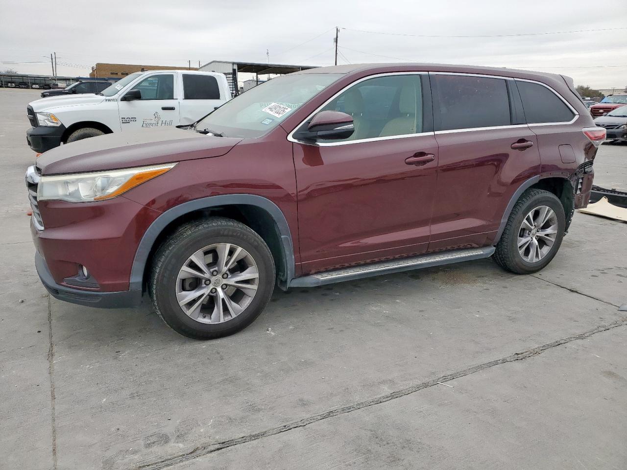 2015 TOYOTA HIGHLANDER