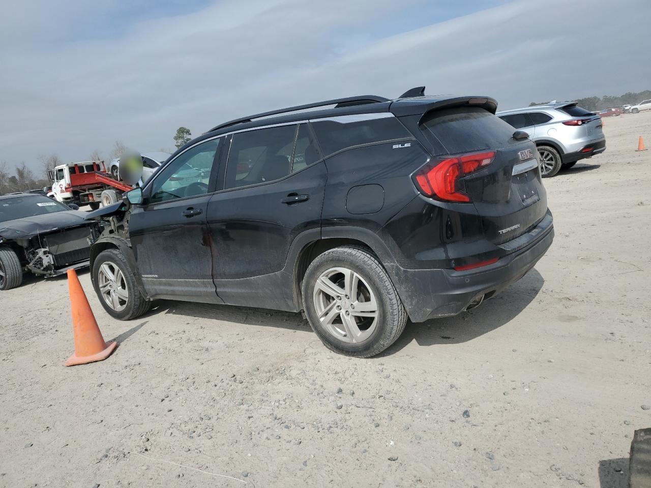 2018 GMC TERRAIN SL - Image 2