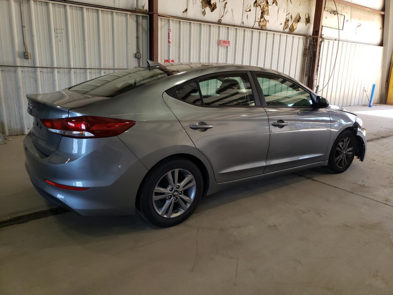 2017 HYUNDAI ELANTRA SE - Image 3