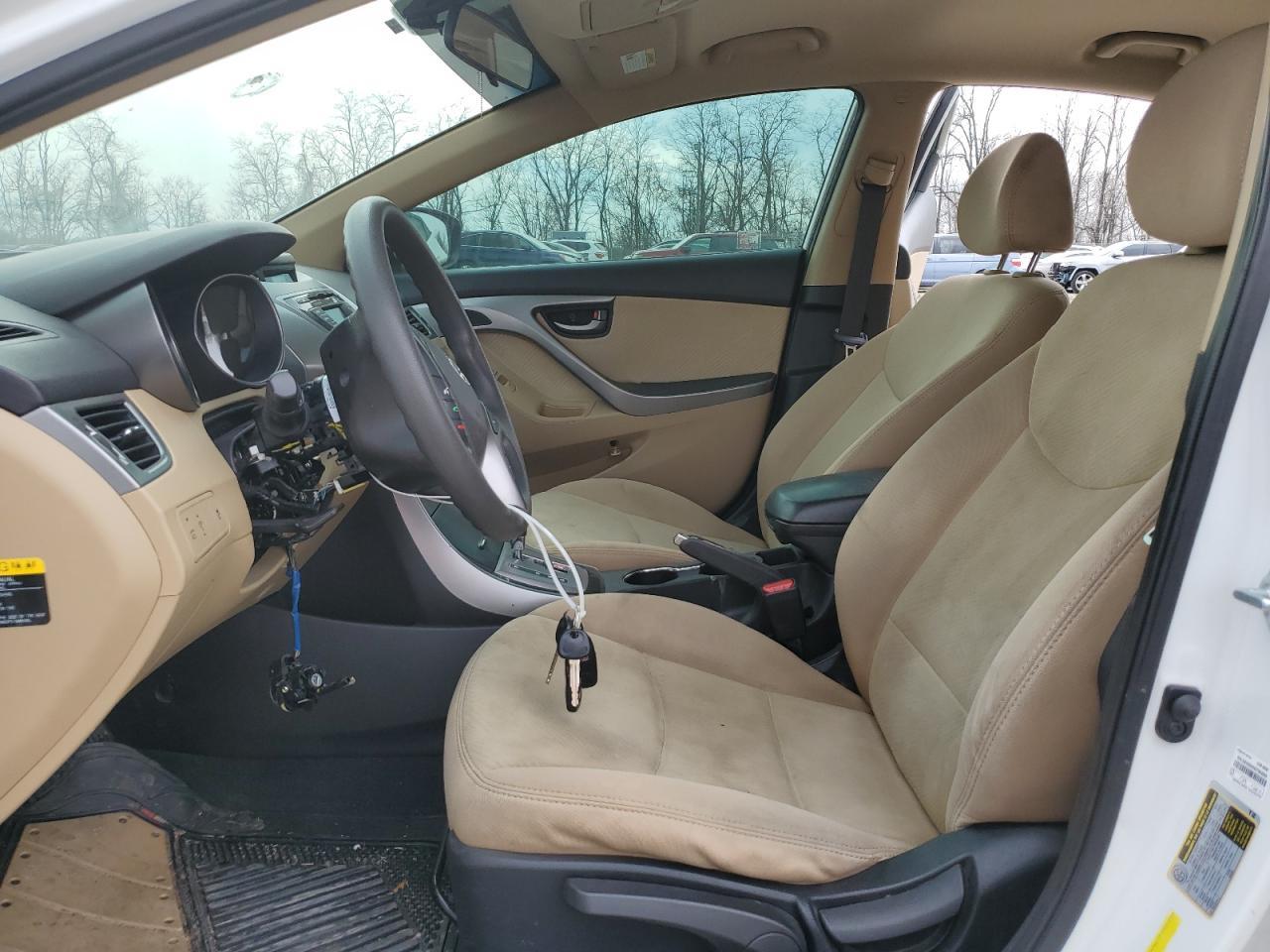 2013 HYUNDAI ELANTRA GL - Image 7