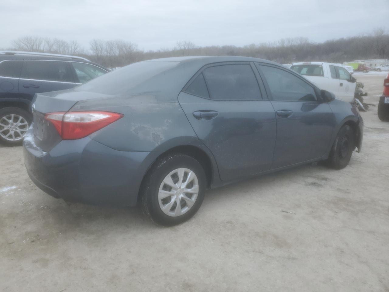 2015 TOYOTA COROLLA L - Image 3