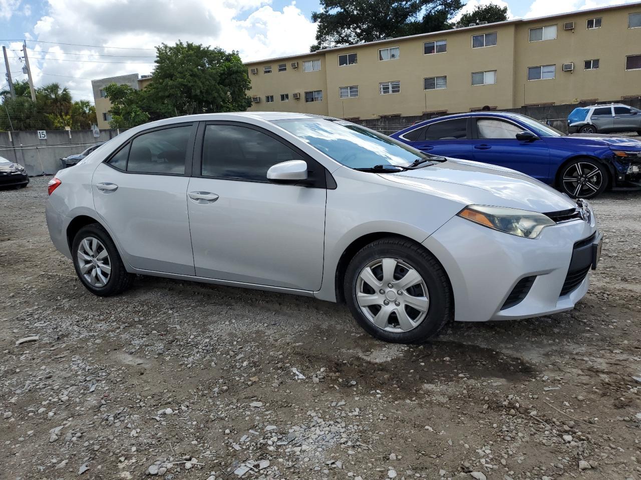 2014 TOYOTA COROLLA L - Image 4