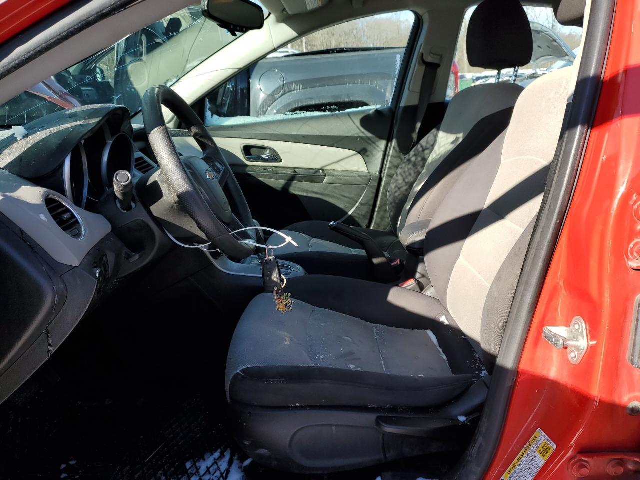 2014 CHEVROLET CRUZE LS - Image 7