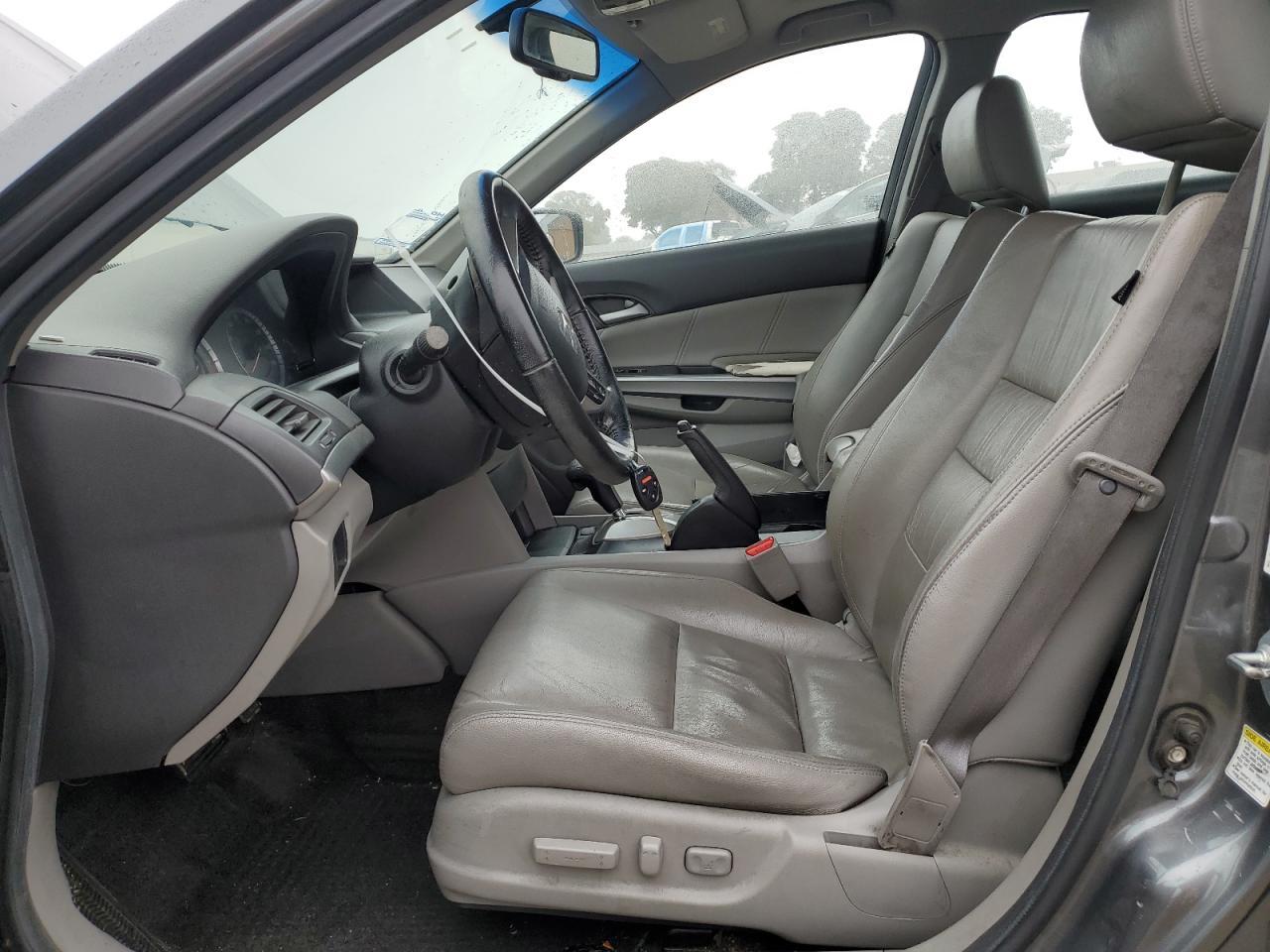 2010 HONDA ACCORD EXL - Image 7