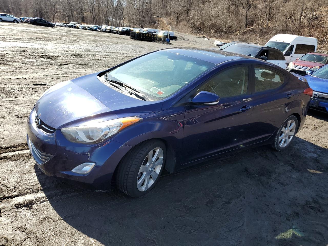 2013 HYUNDAI ELANTRA GL
