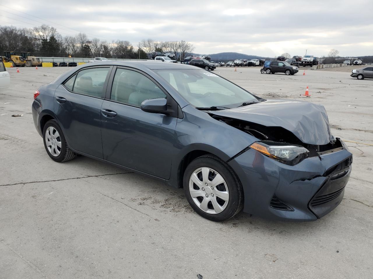 2018 TOYOTA COROLLA L - Image 4