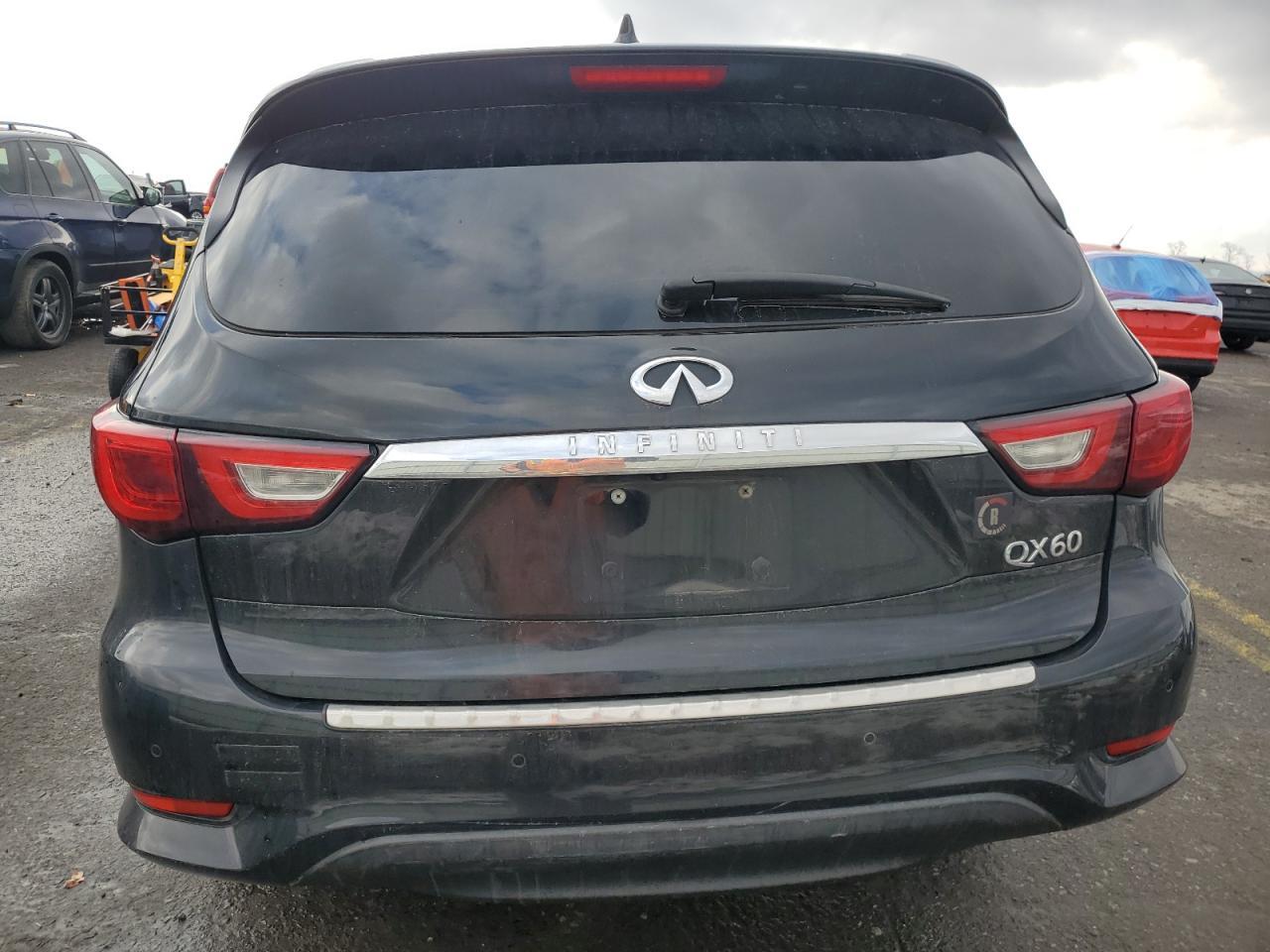 2016 INFINITI QX60 - Фото 6