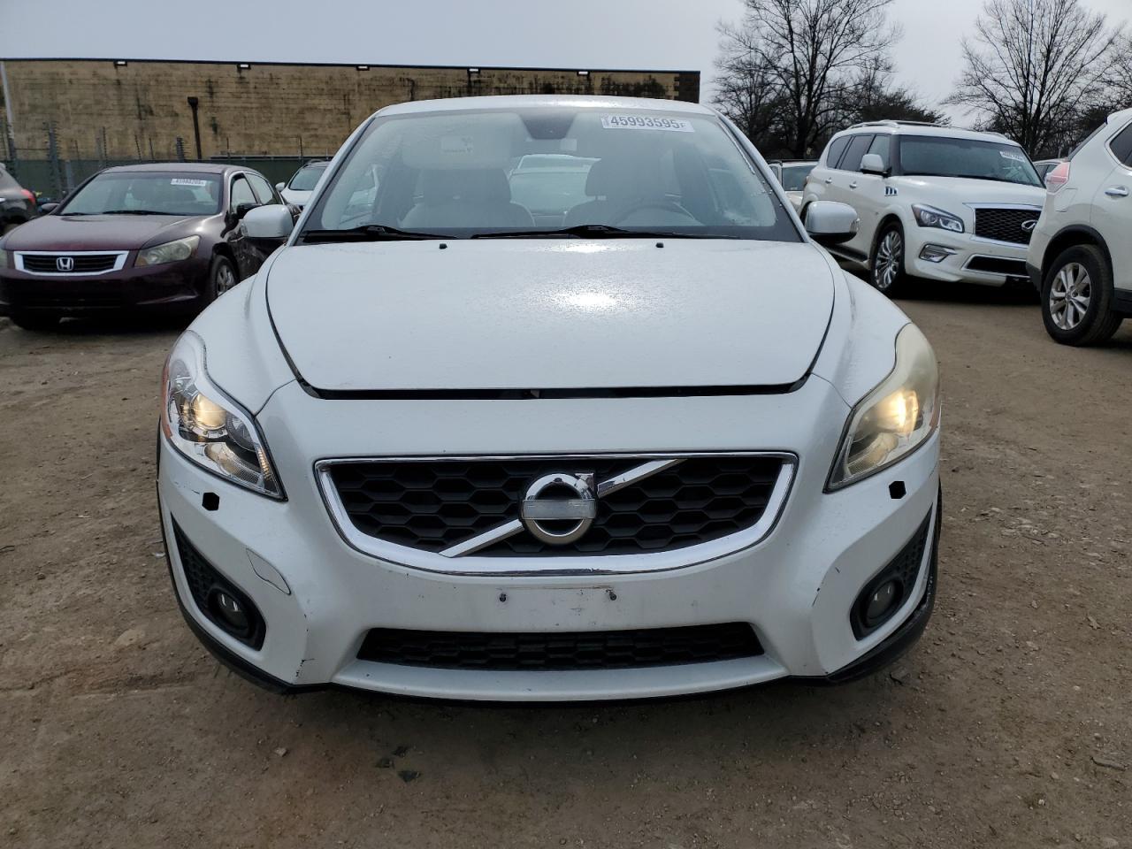 2011 VOLVO C30 T5 - Фото 5