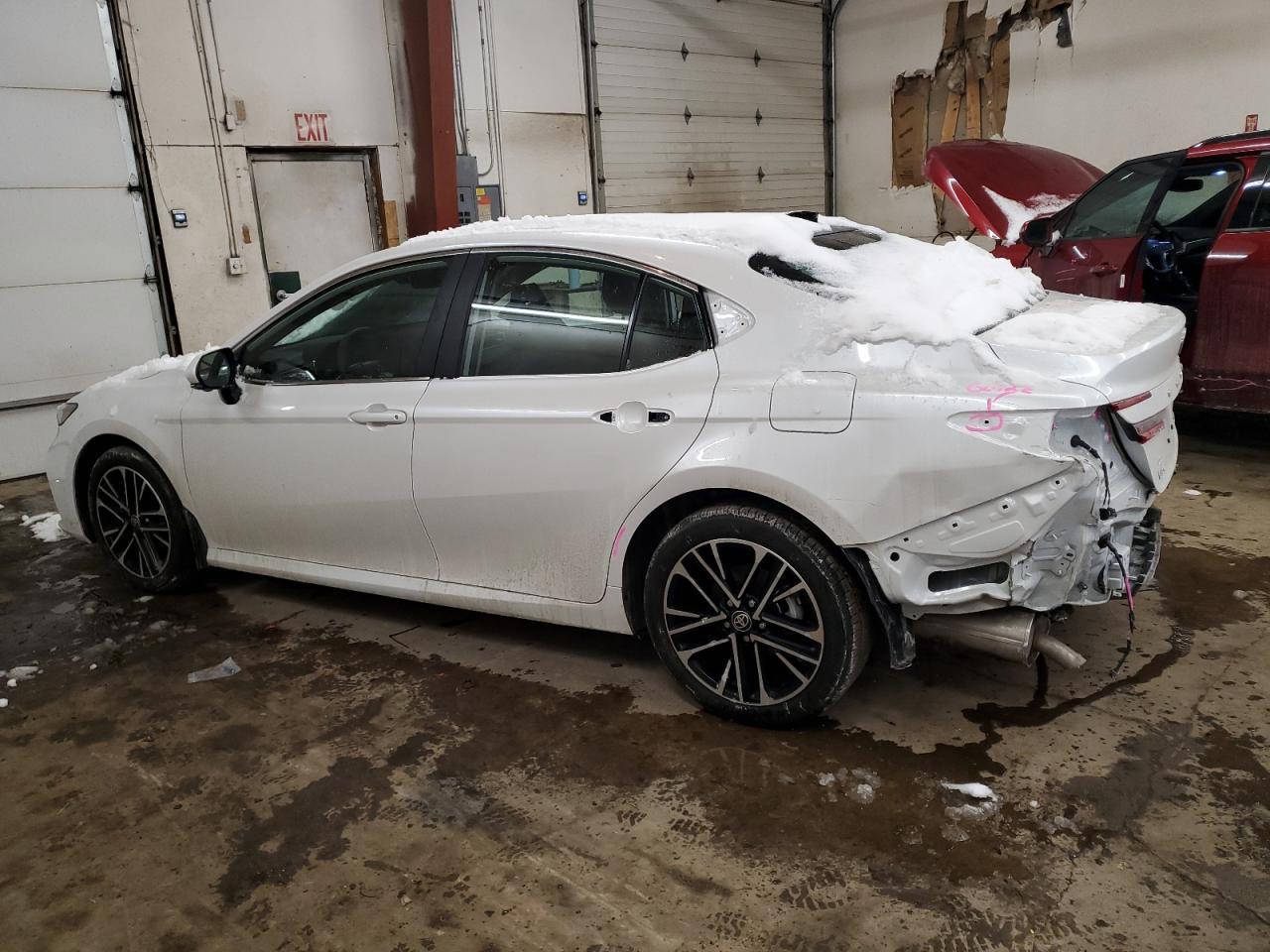 2025 TOYOTA CAMRY XSE - Фото 2
