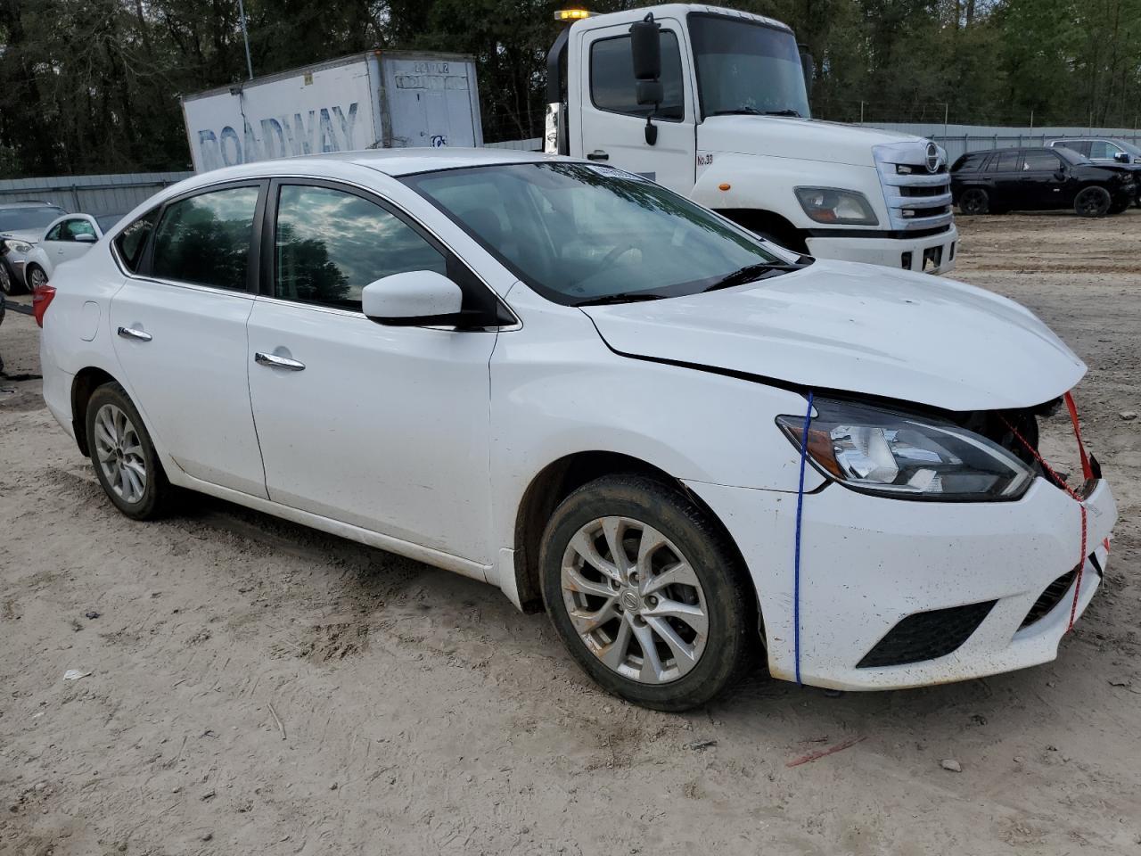 2018 NISSAN SENTRA S - Фото 4