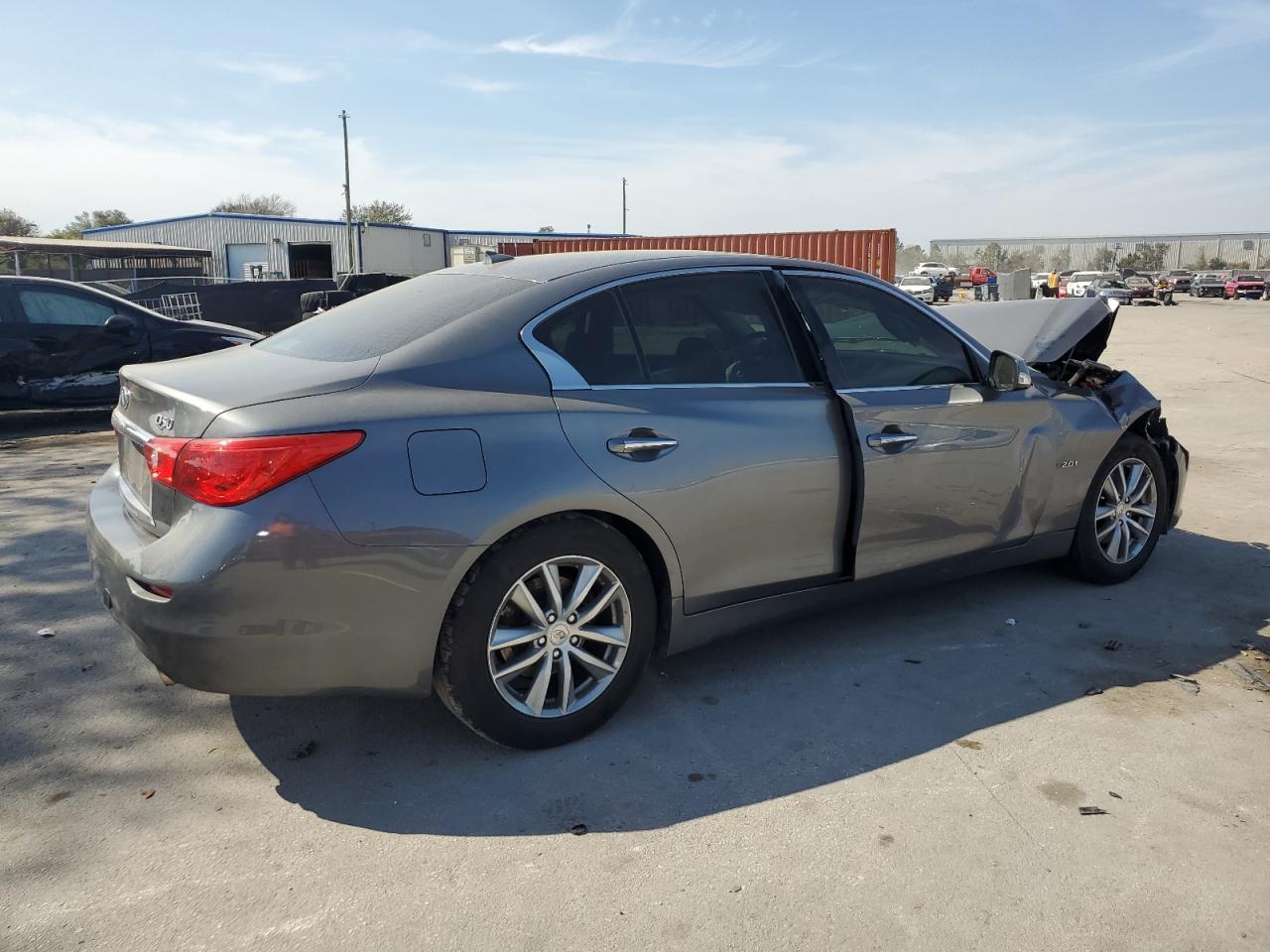 2016 INFINITI Q50 BASE - Фото 3