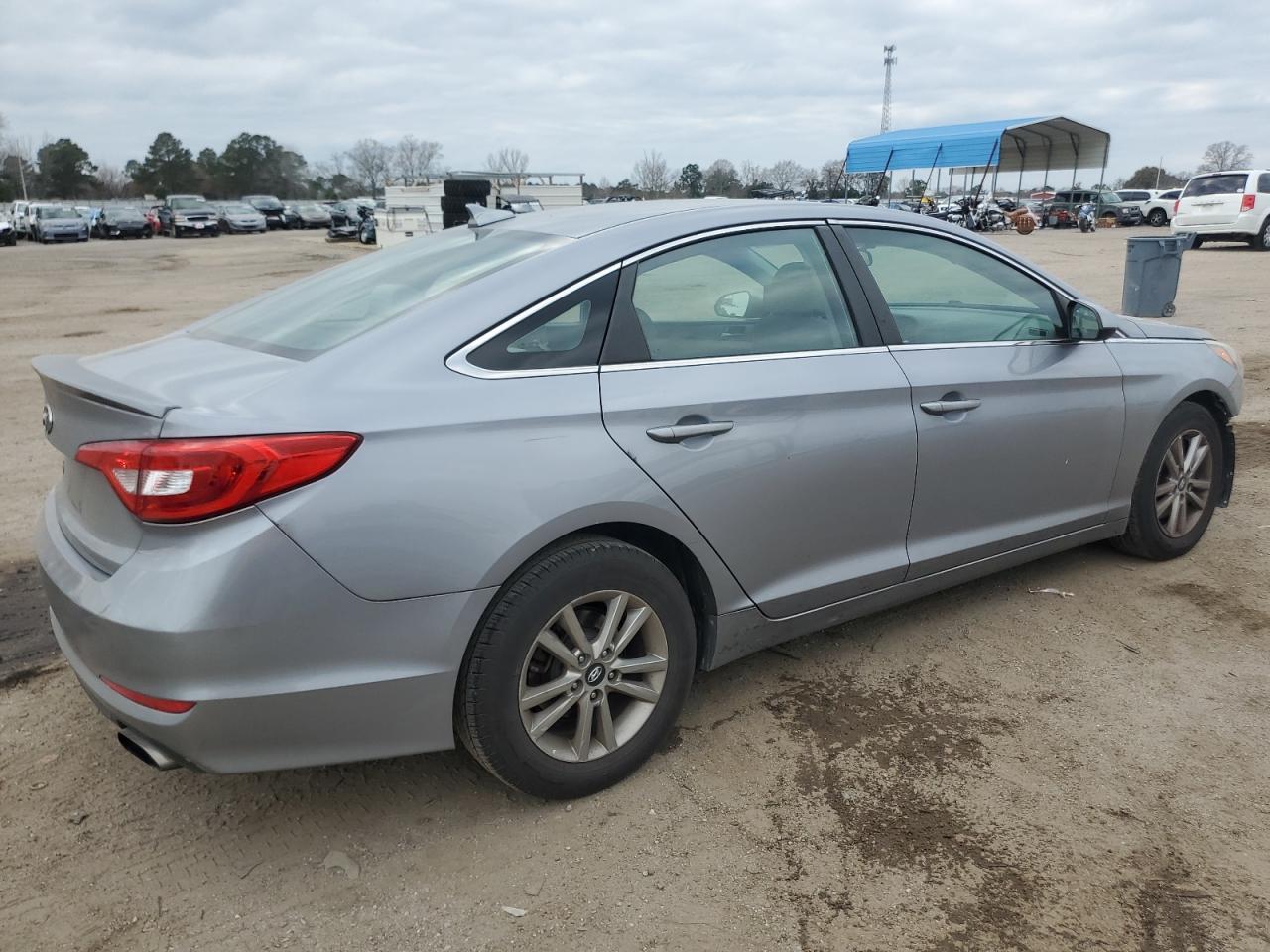 2017 HYUNDAI SONATA SE - Фото 3