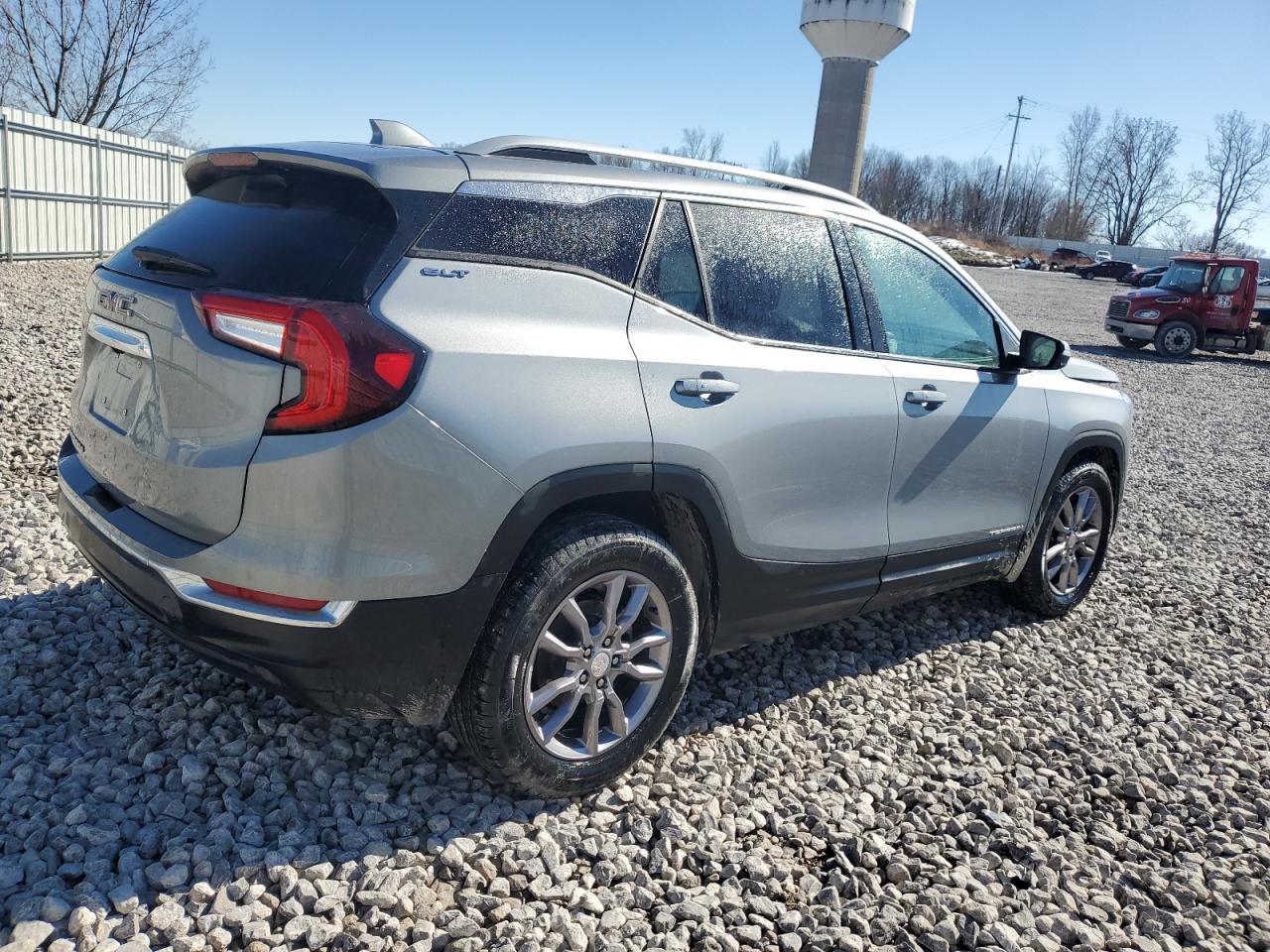 2023 GMC TERRAIN SL - Фото 3