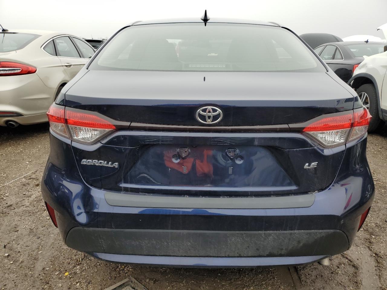 2020 TOYOTA COROLLA LE - Фото 6