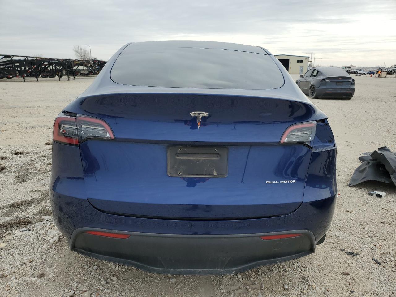 2023 TESLA MODEL Y - Image 6