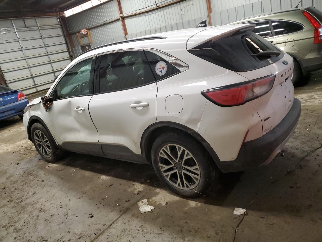 2020 FORD ESCAPE SEL - Image 2