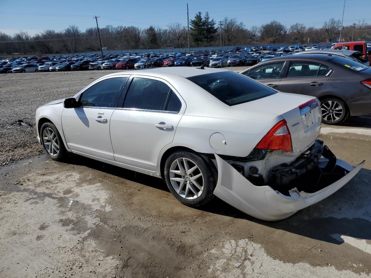 2012 FORD FUSION SEL - Image 2