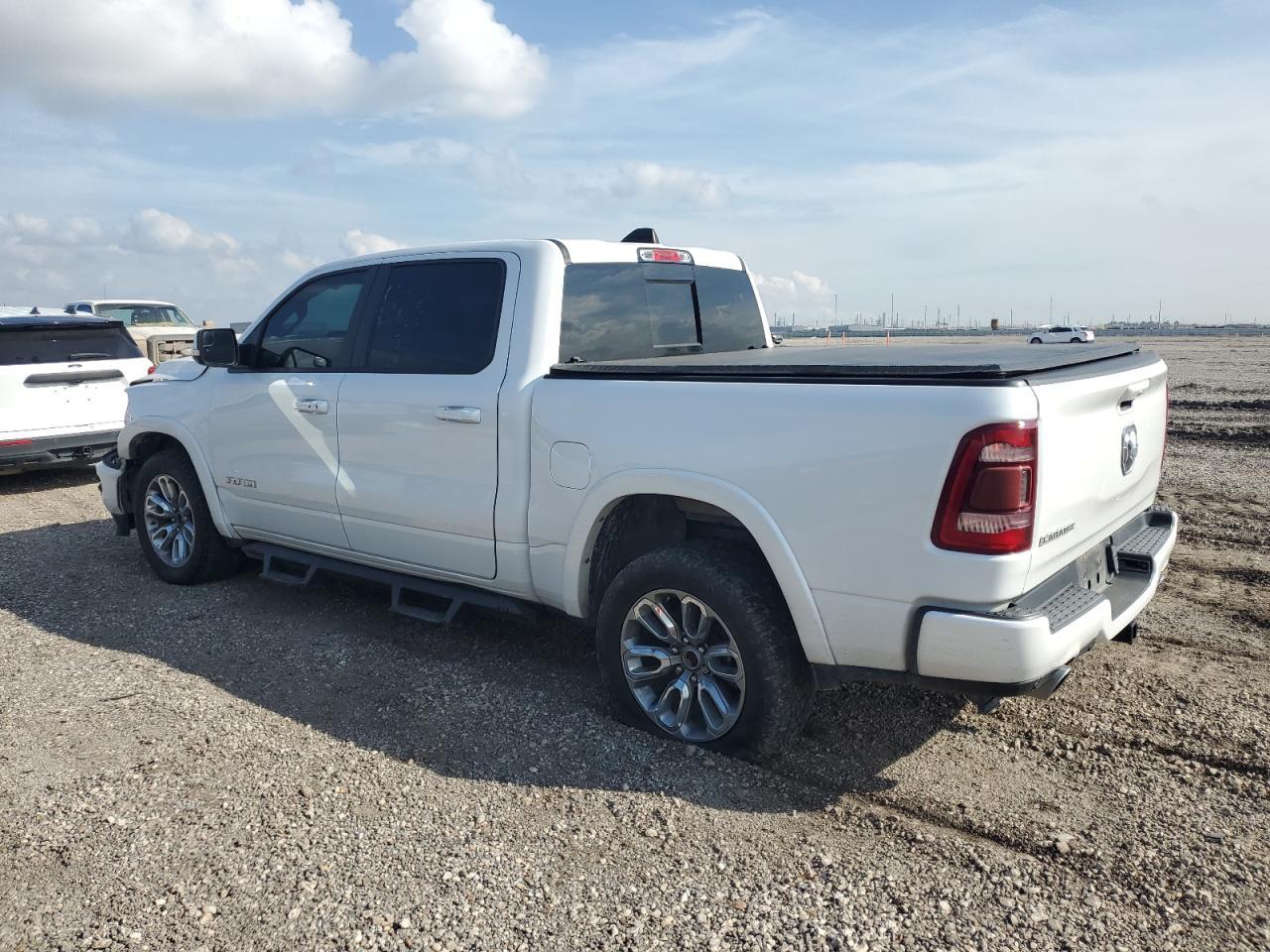 2019 RAM 1500 LARAM - Фото 2