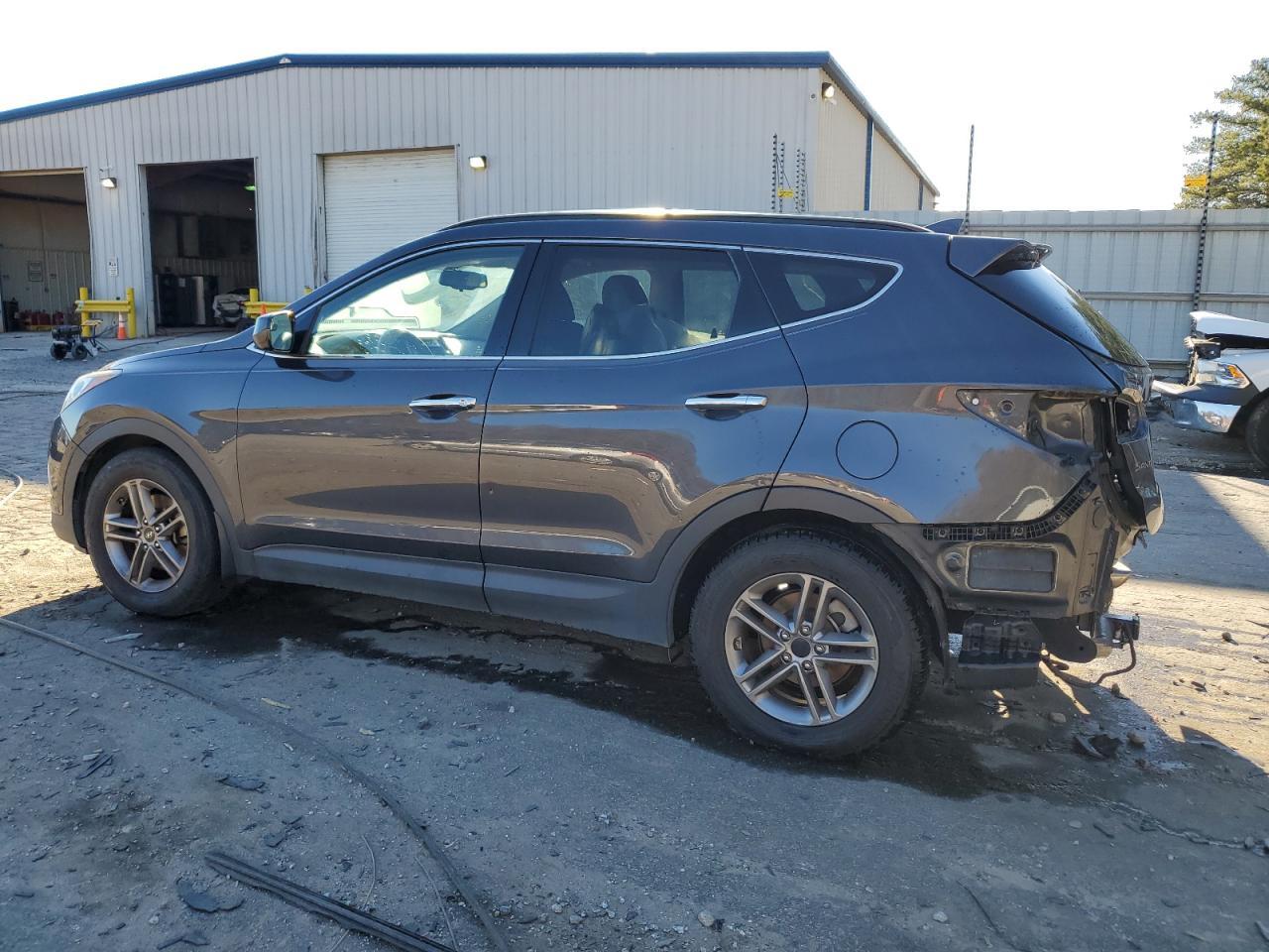 2017 HYUNDAI SANTA FE S - Image 2