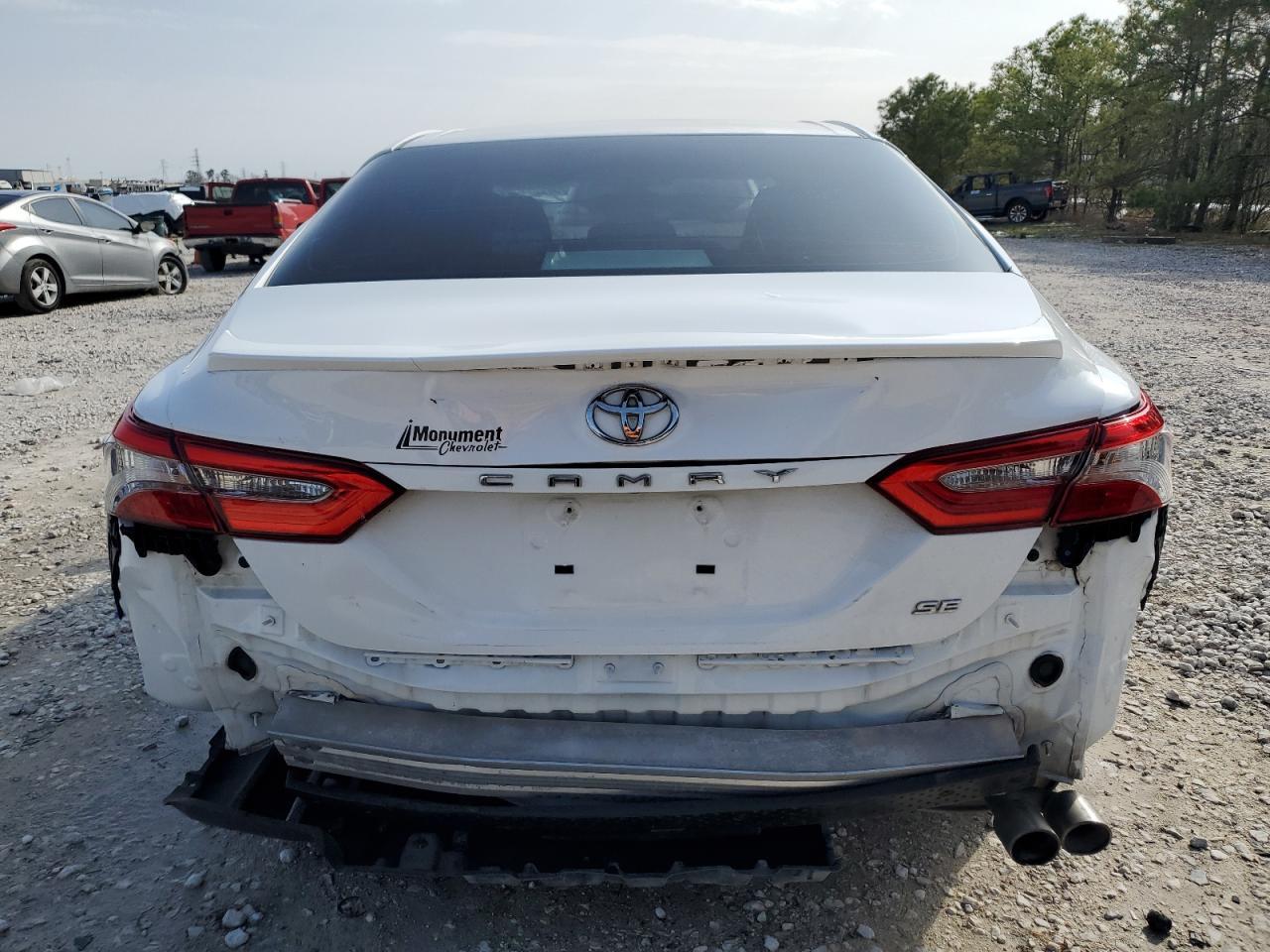 2018 TOYOTA CAMRY L - Фото 6