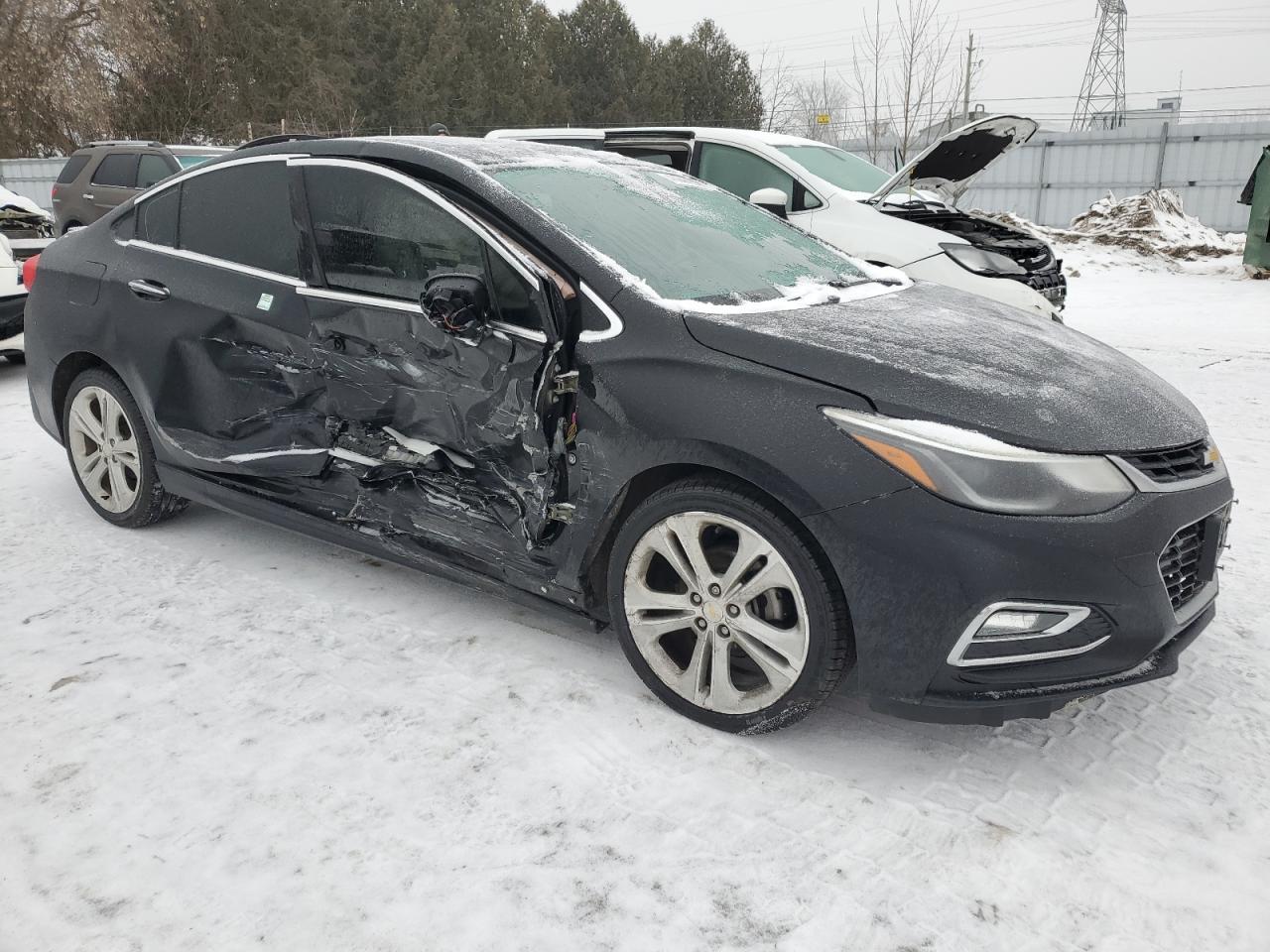 2016 CHEVROLET CRUZE PREM - Image 4
