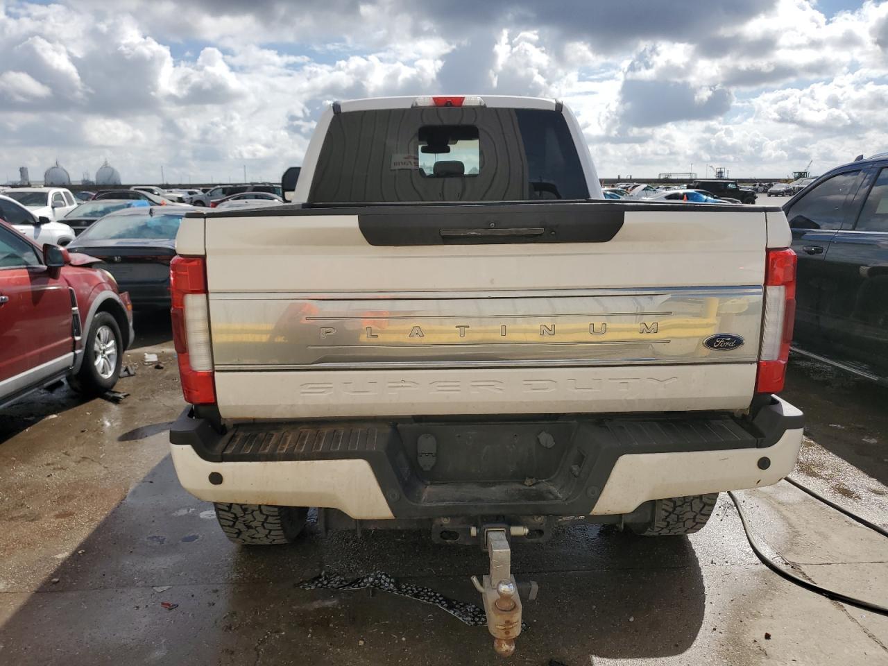 2017 FORD F250 SUPER - Image 6