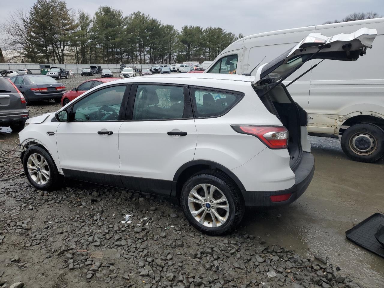 2017 FORD ESCAPE S - Image 2