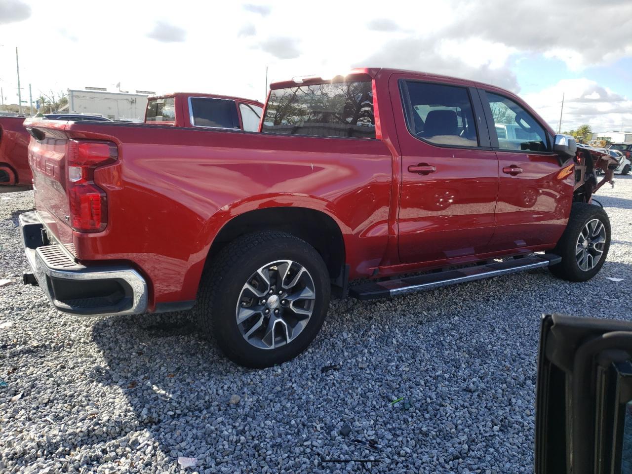 2023 CHEVROLET SILVERADO - Фото 3