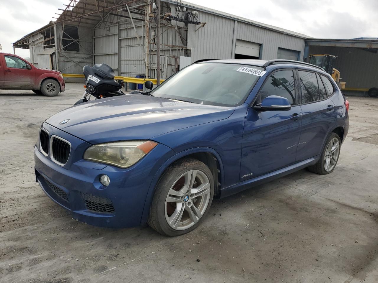 2013 BMW X1 XDRIVE3 car image