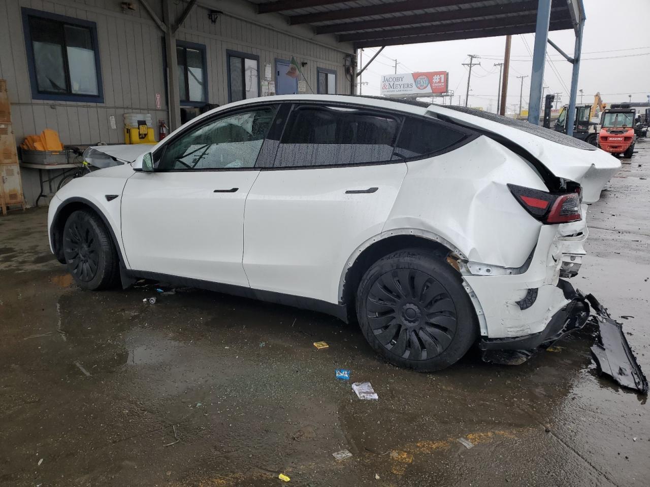 2023 TESLA MODEL Y - Image 2
