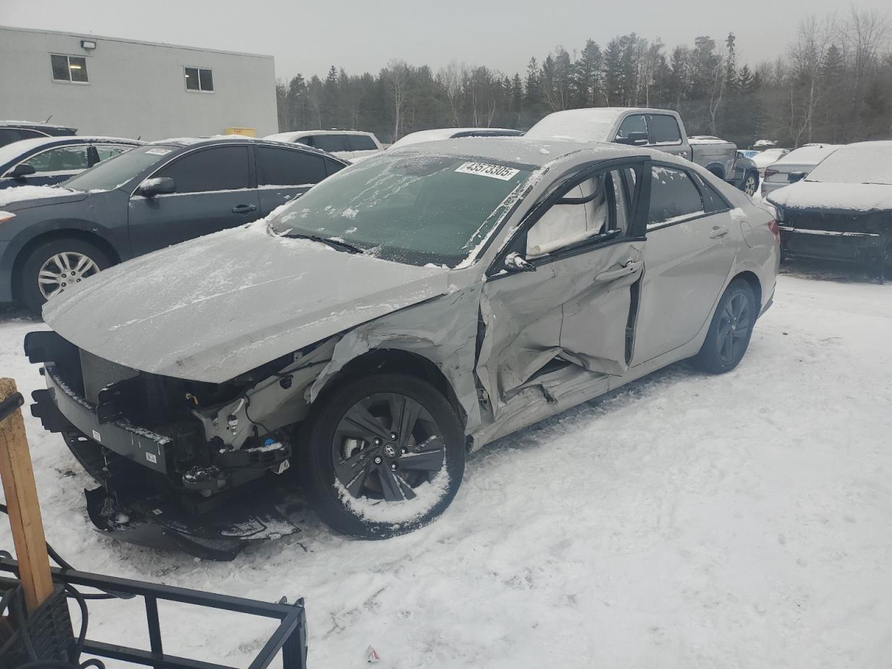 2023 HYUNDAI ELANTRA SE